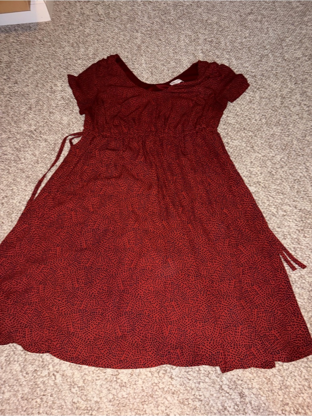 Liz Lange Red Short-Sleeve Casual Dress with Waist Tie